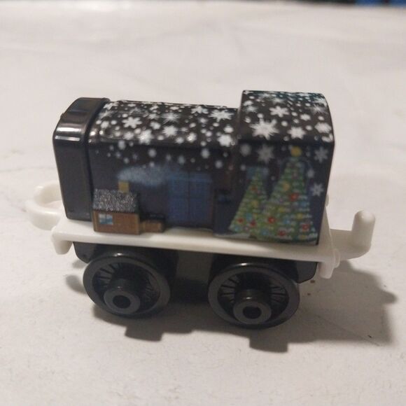 Thomas And Friends Minis 2014 WINTER DIESEL Advent Calendar  Train - Picture 1 of 6